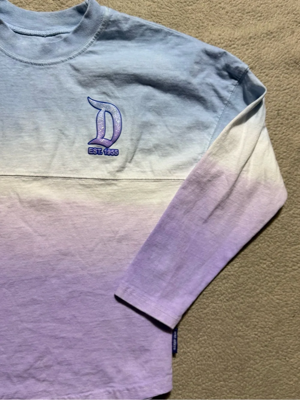 Disney Spirit Jersey Top Girls Medium (7/8) Disneyland Embossed Logo Long Sleeve